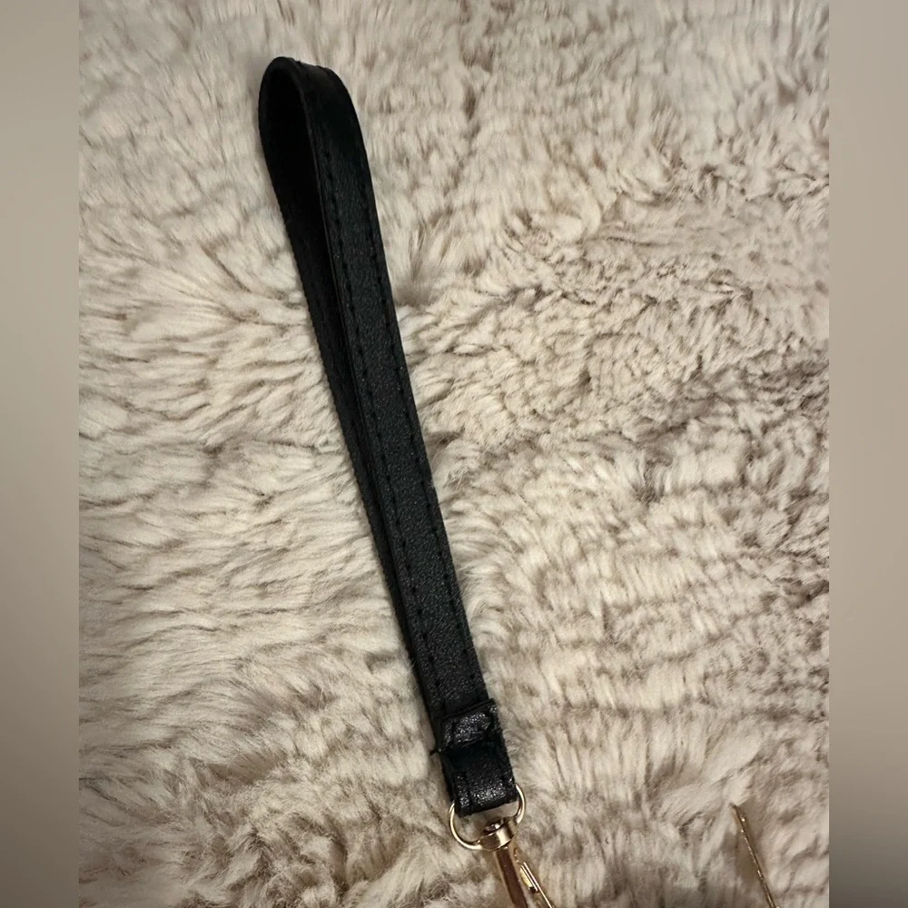 NWOT Black Clutch Purse With Wristlet Strap